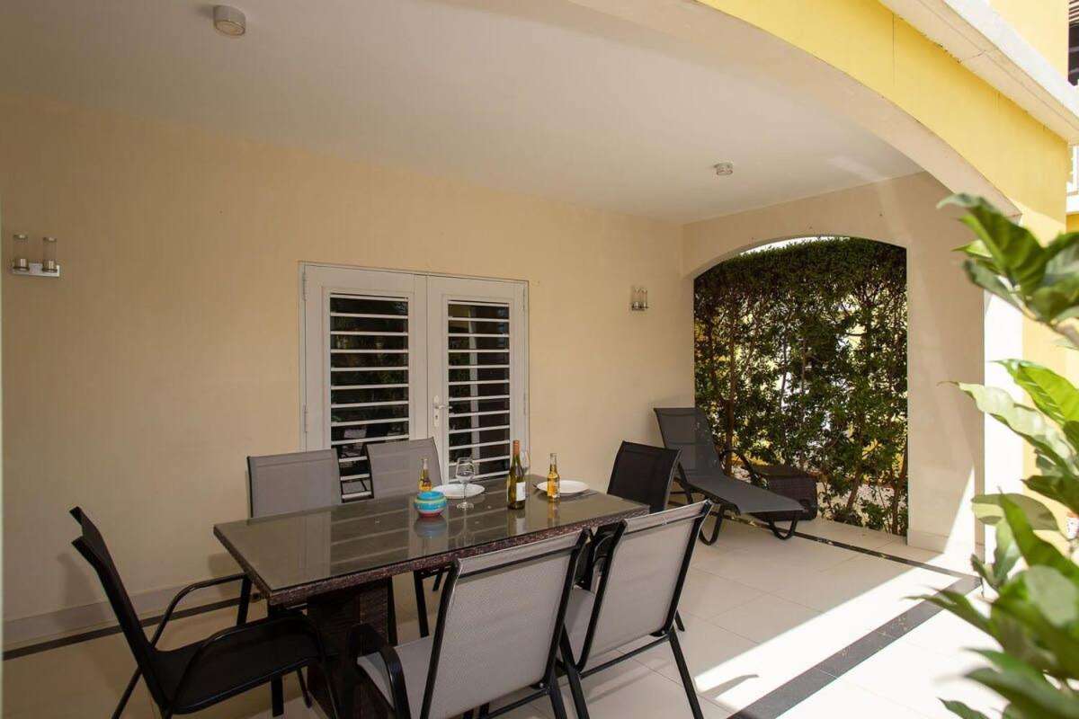 Trupial D3 Relax & Dive Resort Bonaire Village Кралендижк Екстериор снимка